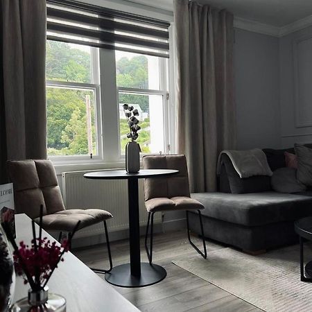 Modern 2-Bed Flat In Town Centre Apartamento Oban Exterior foto